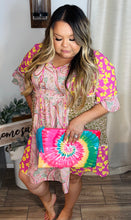 Load image into Gallery viewer, Tie Dye Clutch